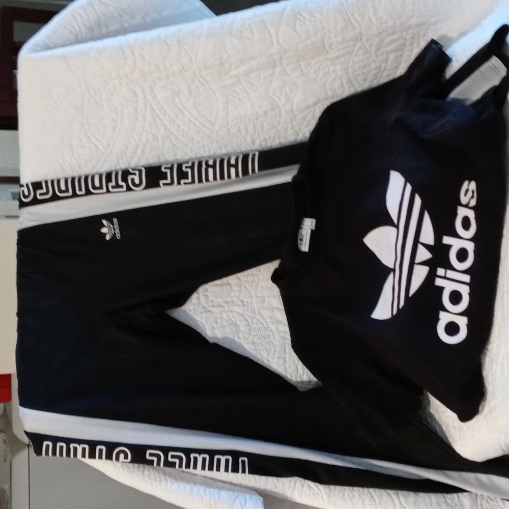 ADIDAS WORKOUT OUTFIT MEDIUM EUC SET